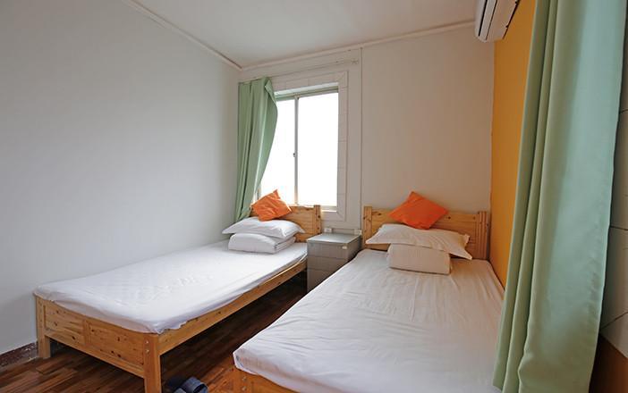 Zhuangse Chengdu Youth Hostel Bagian luar foto